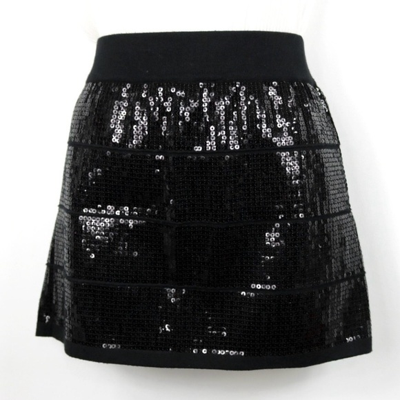 🌟Black Mini Skirt (M) - Picture 6 of 6